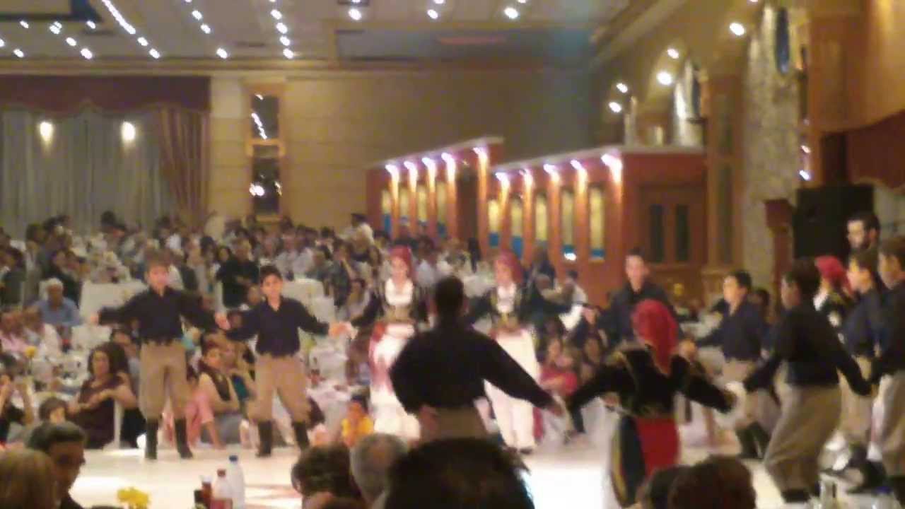 Kritikos Gamos (Zwidakis)