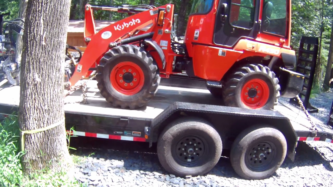 Tree service, TREE GUY, loader. KUBOTA R420, OVERVIEW