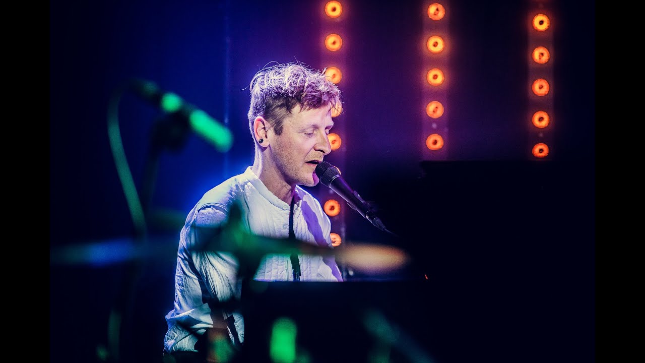 Ozark Henry - Heroes (live)