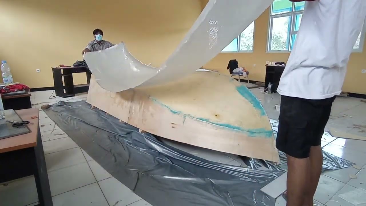 perahu mancing dari triplek dilapis fiberglass part 2