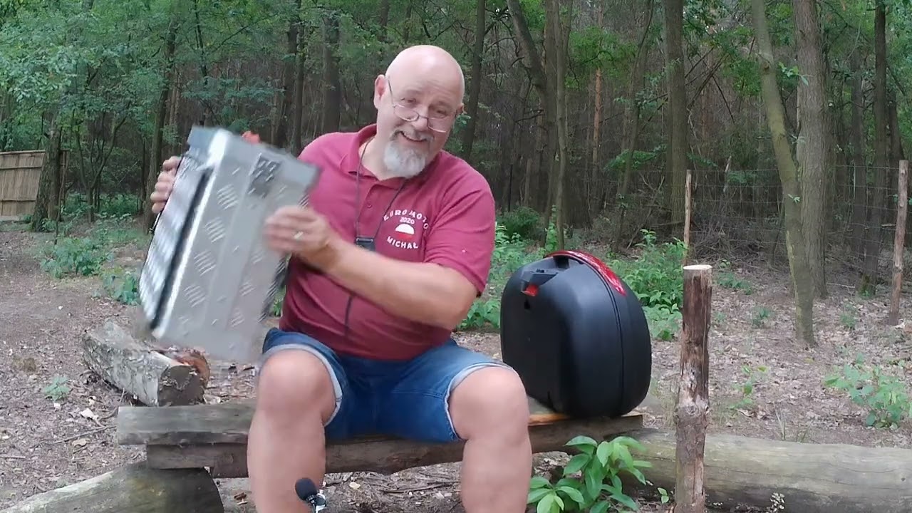 Kufry motocyklowe: aluminiowe vs plastikowe
