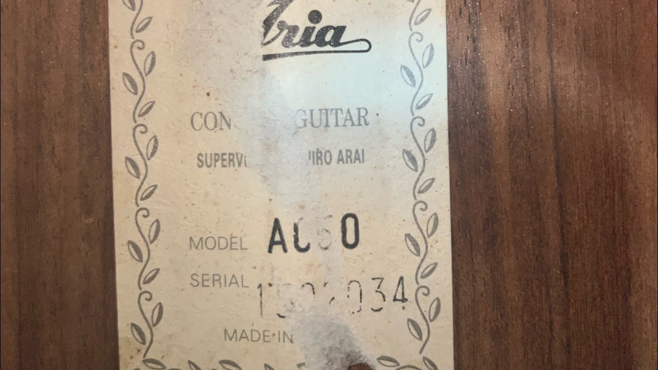 Aria AC-50 (made in Spain) gi&aacute; chỉ 6 triệu 500. Tem hơi tr&oacute;c, ngoại h&igrave;nh c&oacute; trầy n&ecirc;n em b&aacute;n rẻ lun ạ