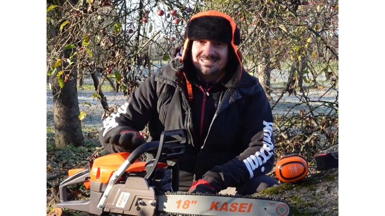 Dlaczego rozgrzewać pilarkę przed pracą?