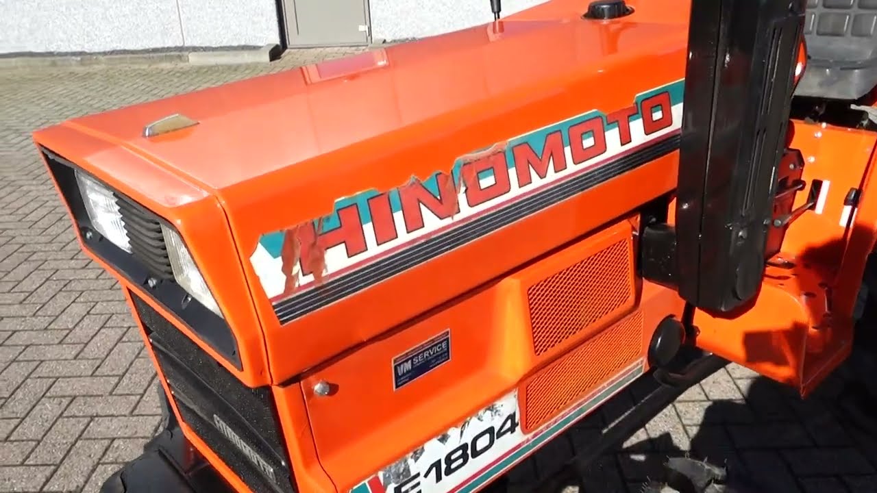 Hinomoto E1804 4wd / 1826 Draaiuren / Miditrekker