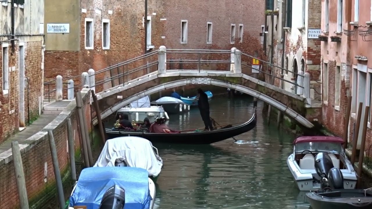 Venezia ... intermittent rain expected