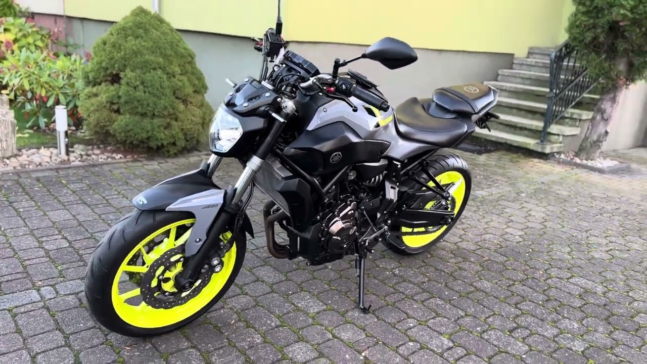 YAMAHA MT-07 NIGHT FLUO ABS 2016