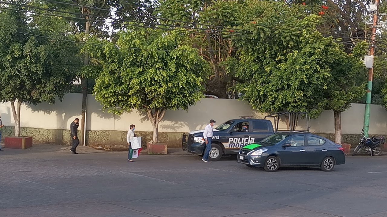 &iexcl;CARVANA DE FRENA EN VIVO! #ejercitopeludito  EJERCITO PELUDITO y CERDONIO FIFI