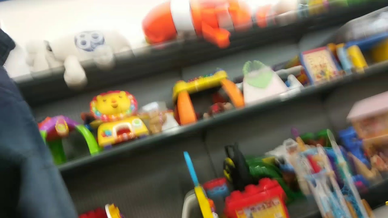 Tag/hideanseek. Goodwill.