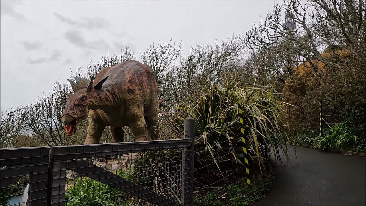 Virtual Walk - Blackgang Chine On A Cold, Wet Day - Isle Of Wight - April 2022 | kittikoko #iow