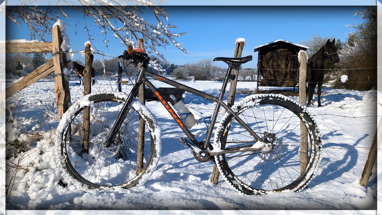 Treillières sous la neige à vélo 