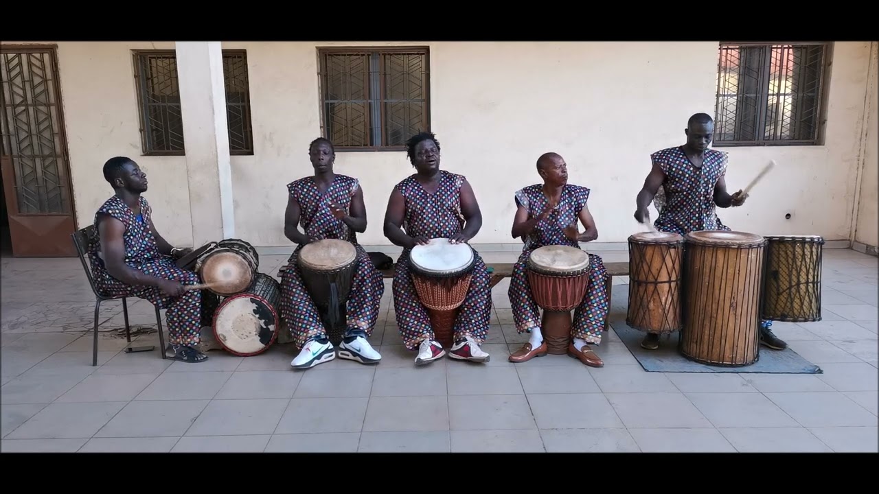 Makan Koné and Fasia Percussion - Maraka
