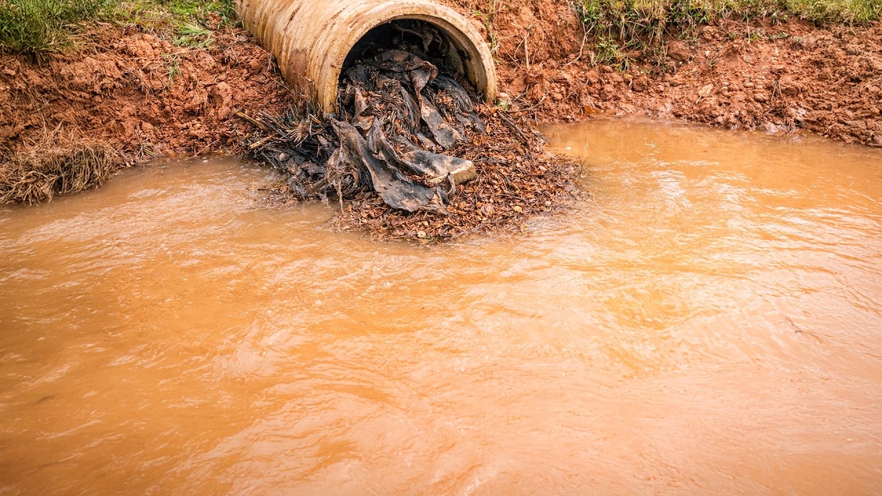 Extreme Water Release From Fully Clogged Culvert