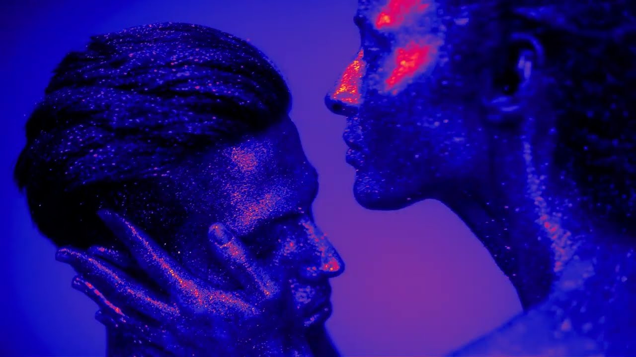 Hai Designs - Când culorile simt (Official Video)