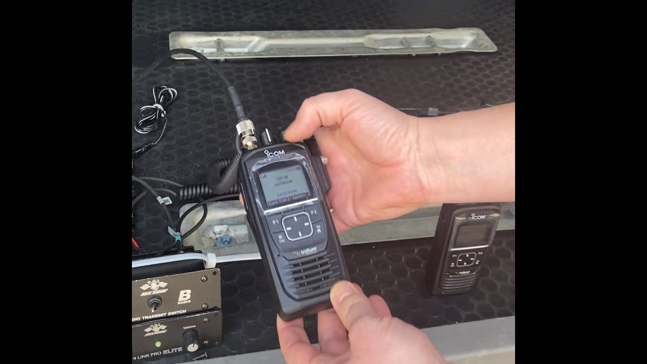 NEW Iridium PTT ICOM satellite radio connected to intercom and switch to VHF radio