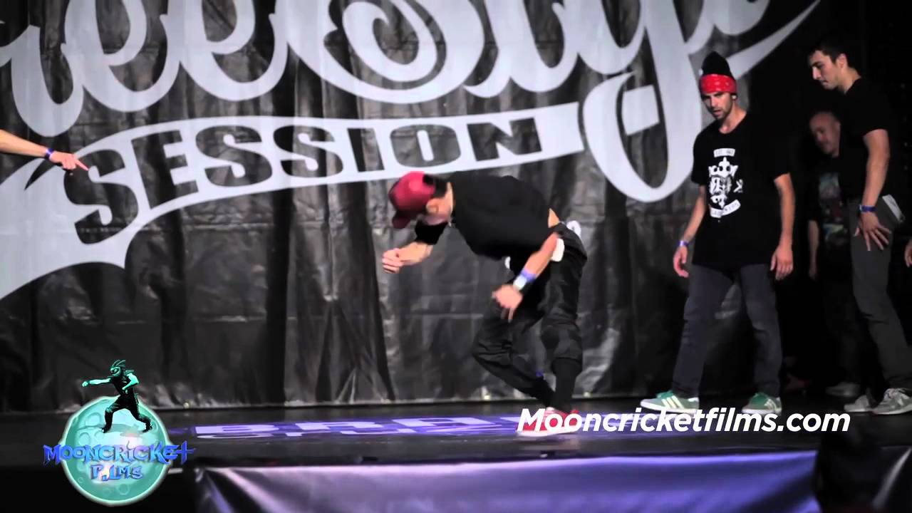 Freestyle Session 2011 Finals Jinjo crew vs Renegades - Mooncricket Films