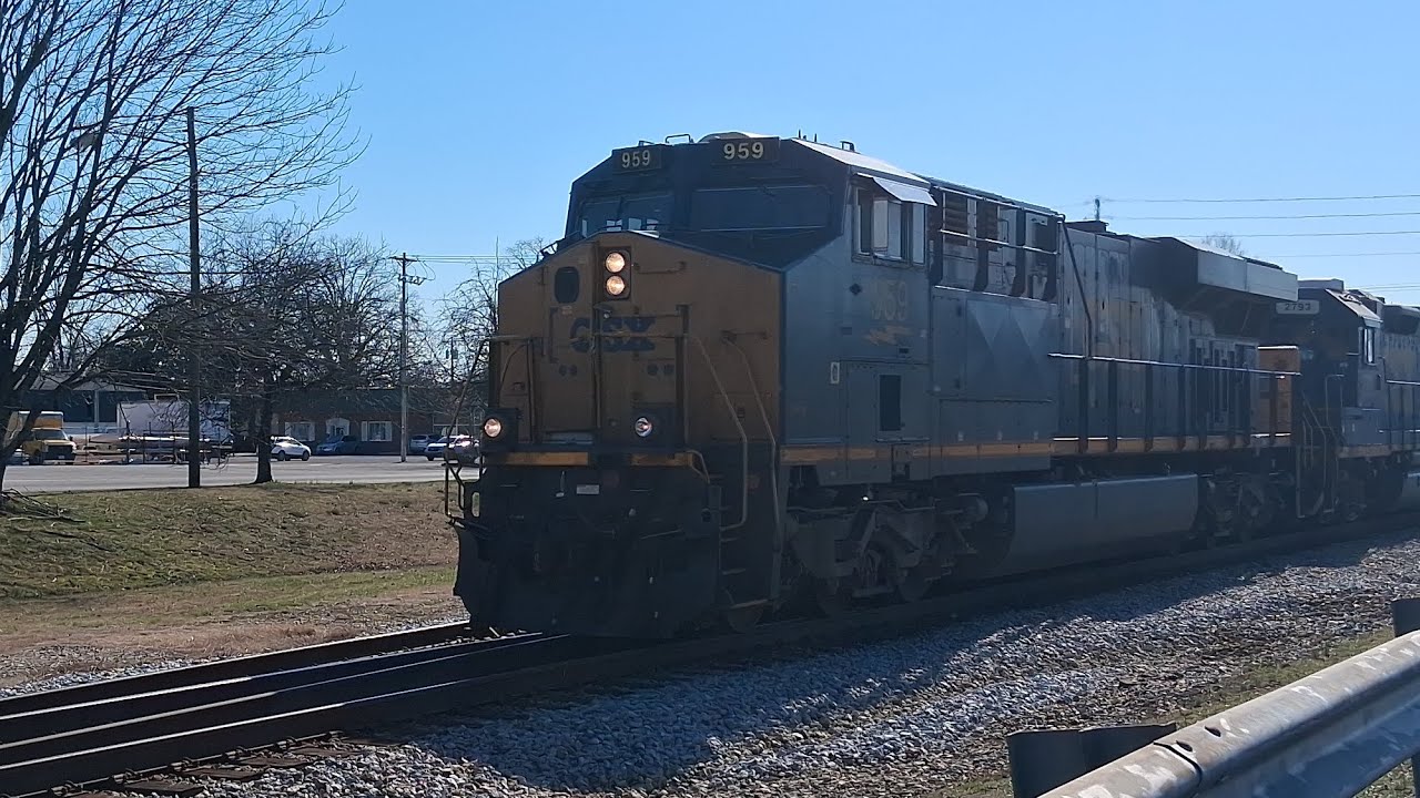 Csx 959 leads mixed with csx 2793, 6903, 2785 trailing and csx 3303 as dpu