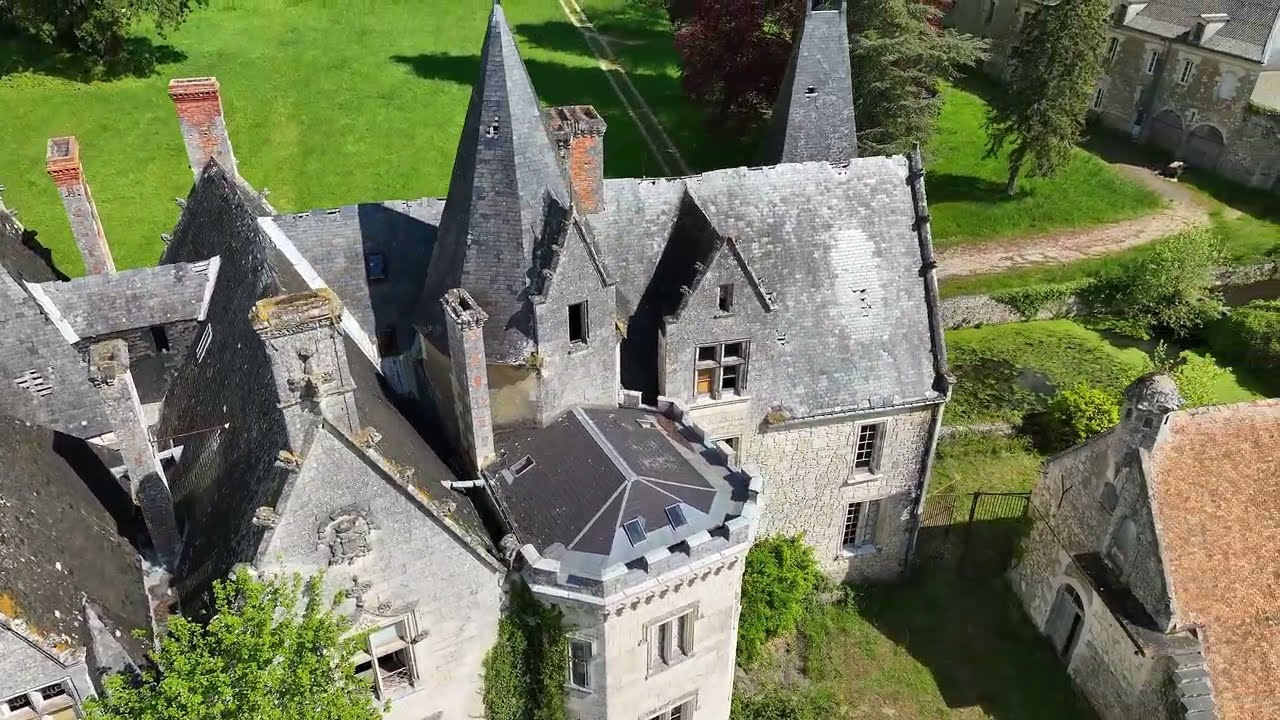 Le château abandonné