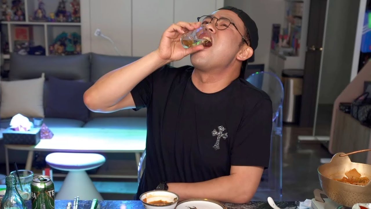 두부김치+계란말이+오징어찌개+과일 혼술대박먹쇼 (22.07.11)