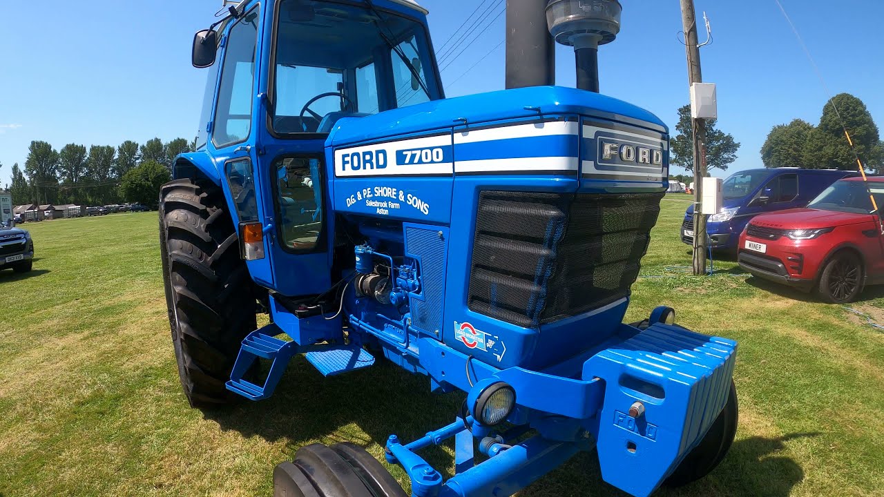 1977 Ford 7700 Load Monitor 4.2 Litre 4-Cyl Diesel Tractor (97 HP)