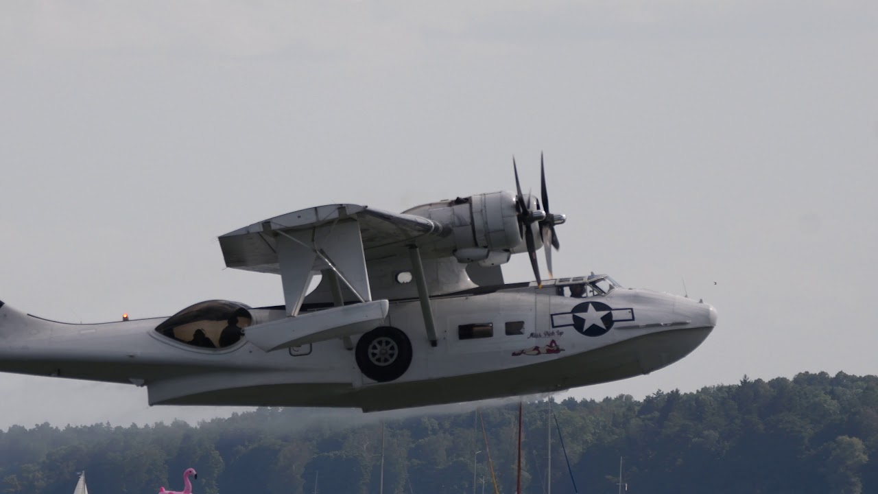 [4K] Consolidated PBY Catalina taking off from water