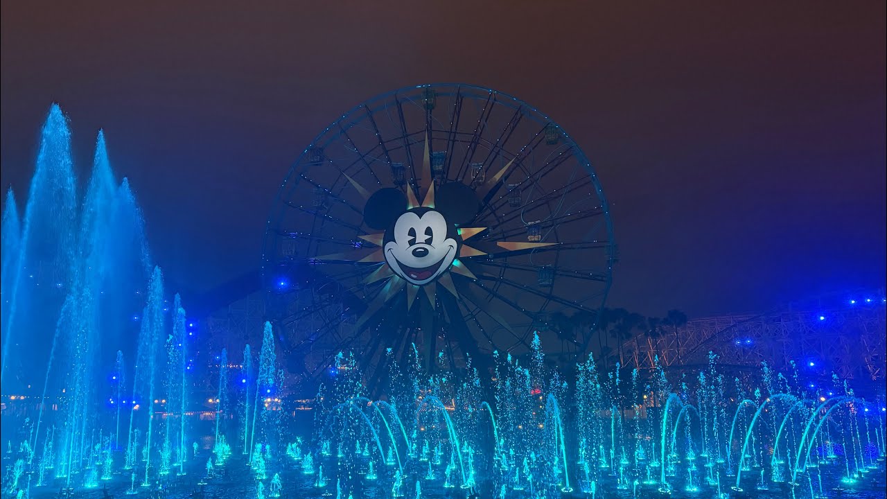 TheCoasterViews is live! World of Color Happiness