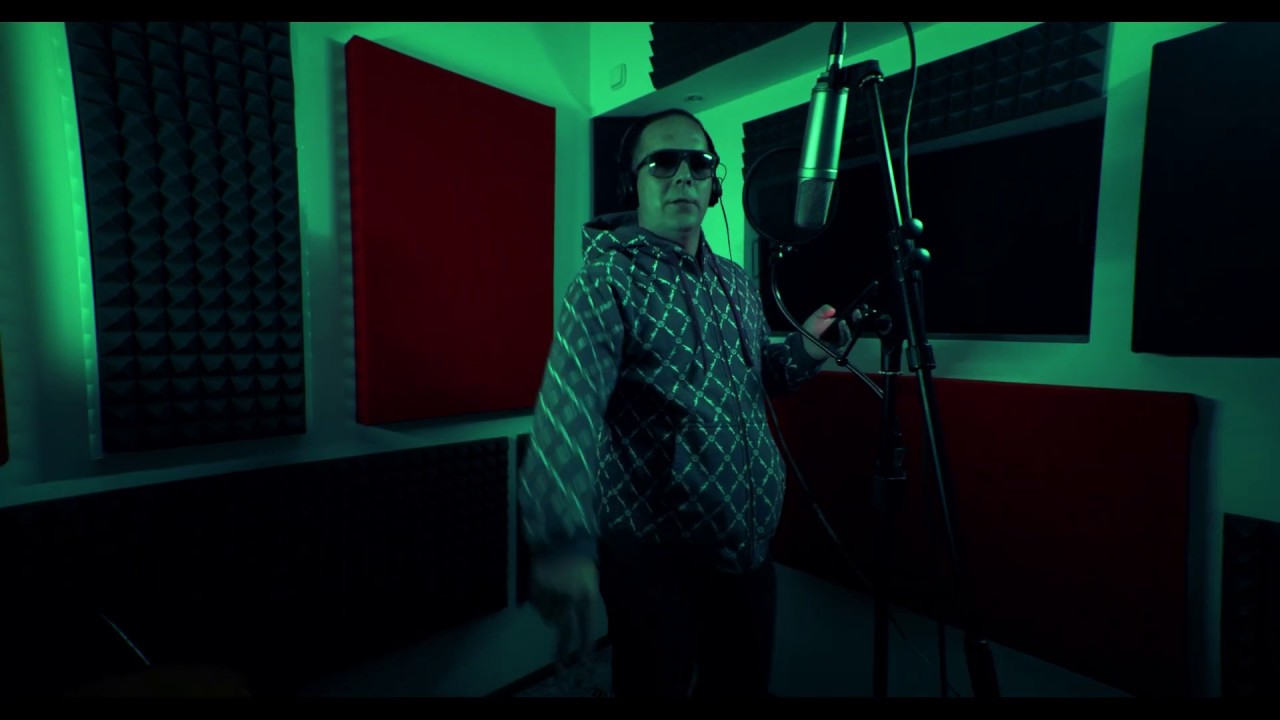 Miky Mora - #Hot16Challenge2