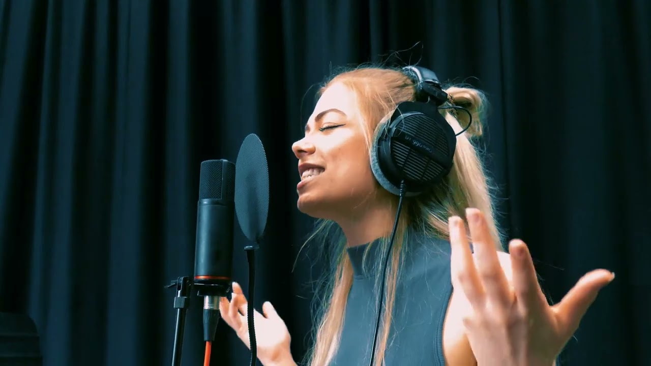 Royal Blood - Out of the Black (Band Cover) ft. Hannah Taylor