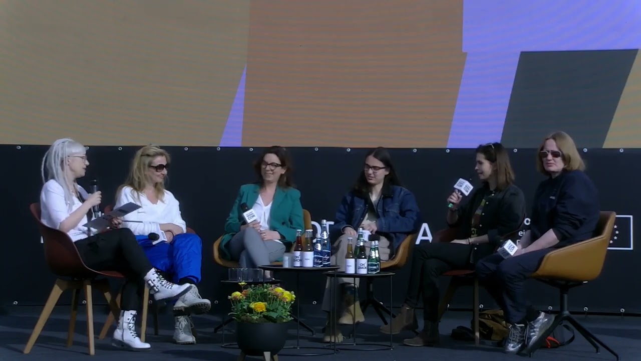 Kobiety kreują seriale 💙 - Player SerialCon