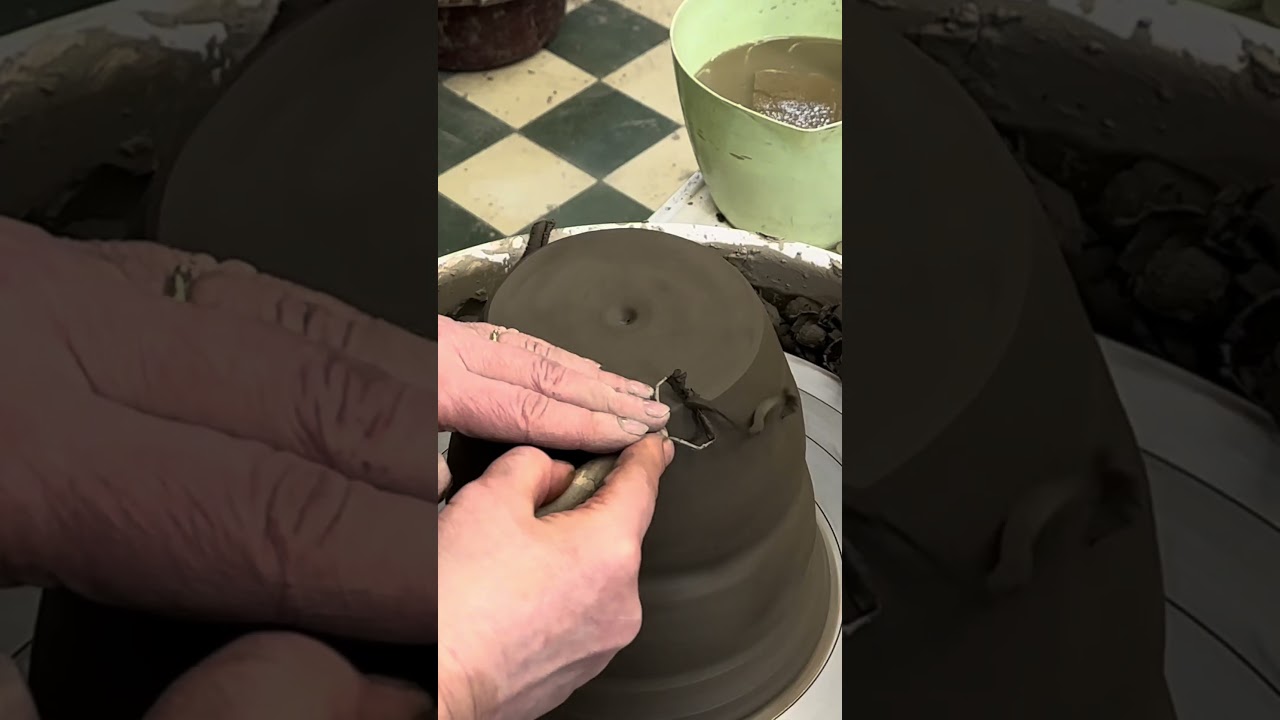 UDUMBARA's Classic planter size 10 