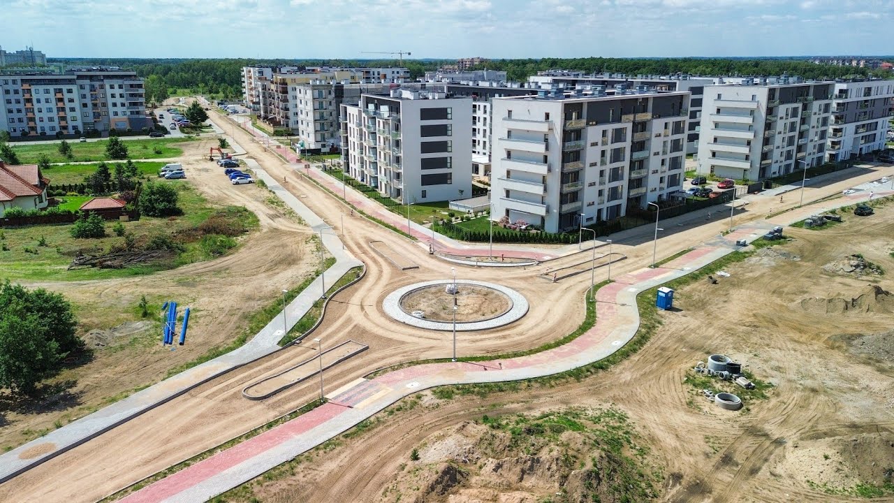 Dobiega końca budowa ulicy Cieplińskiego w Ostrołęce. Nowa droga ma być gotowa na początku września.