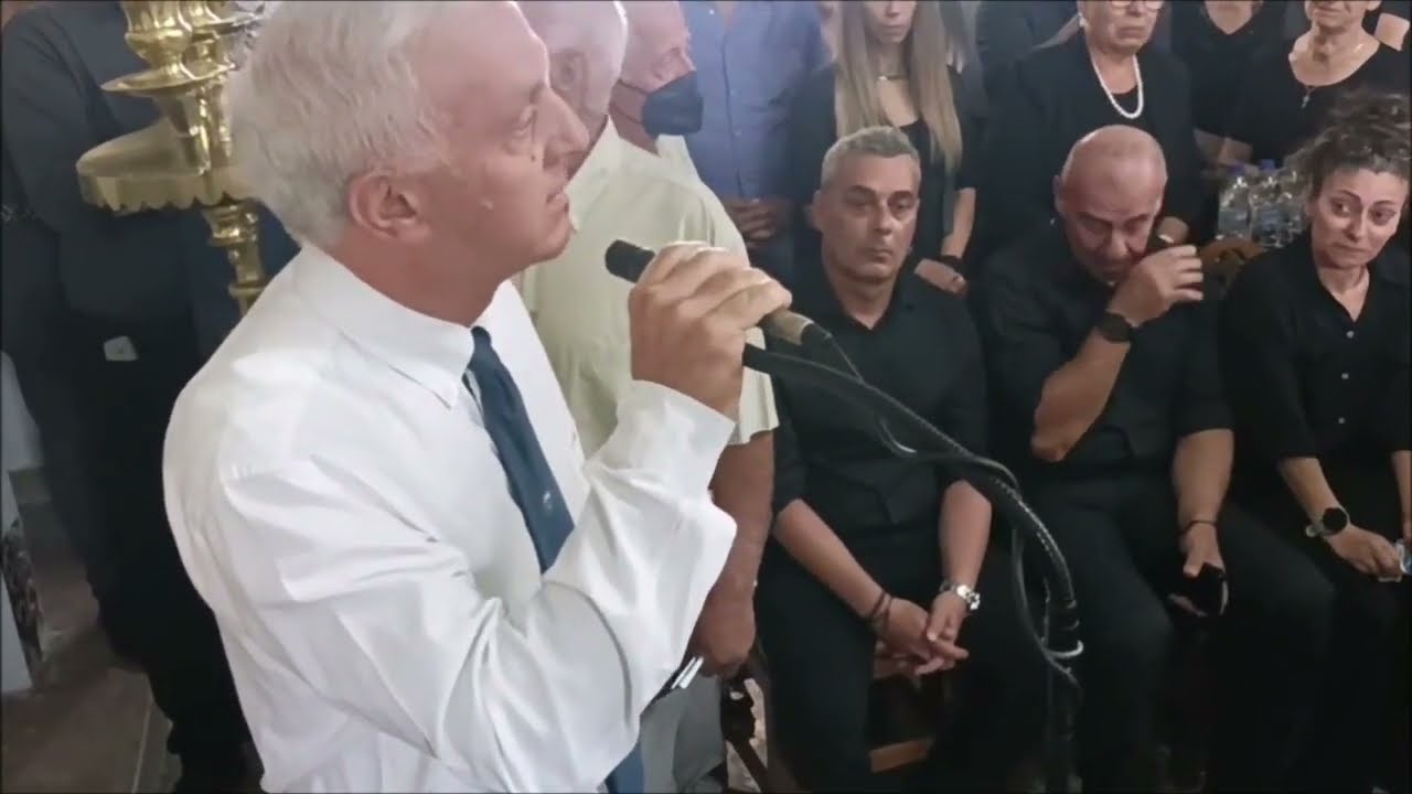 Η εξόδιος ακολουθία του Ήρωα στρατηγού Ηλία Γλεντζέ