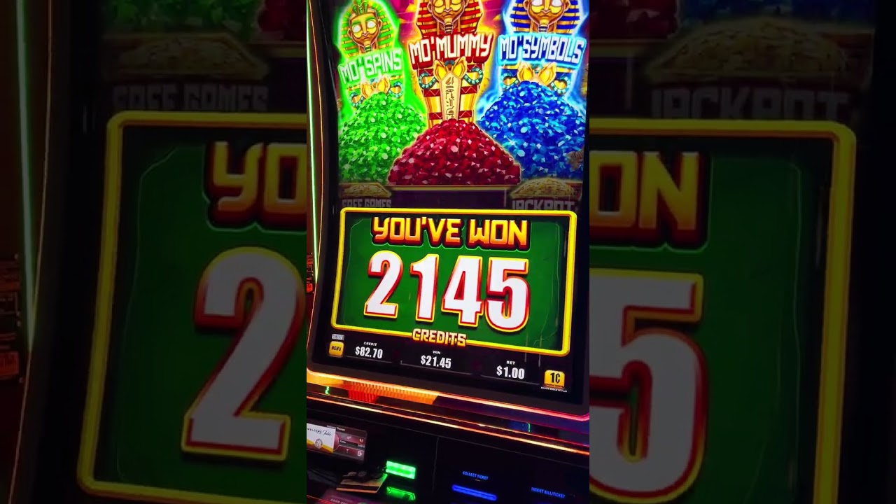 How to play Spooky Link Mo’ Mummy Slot Machine