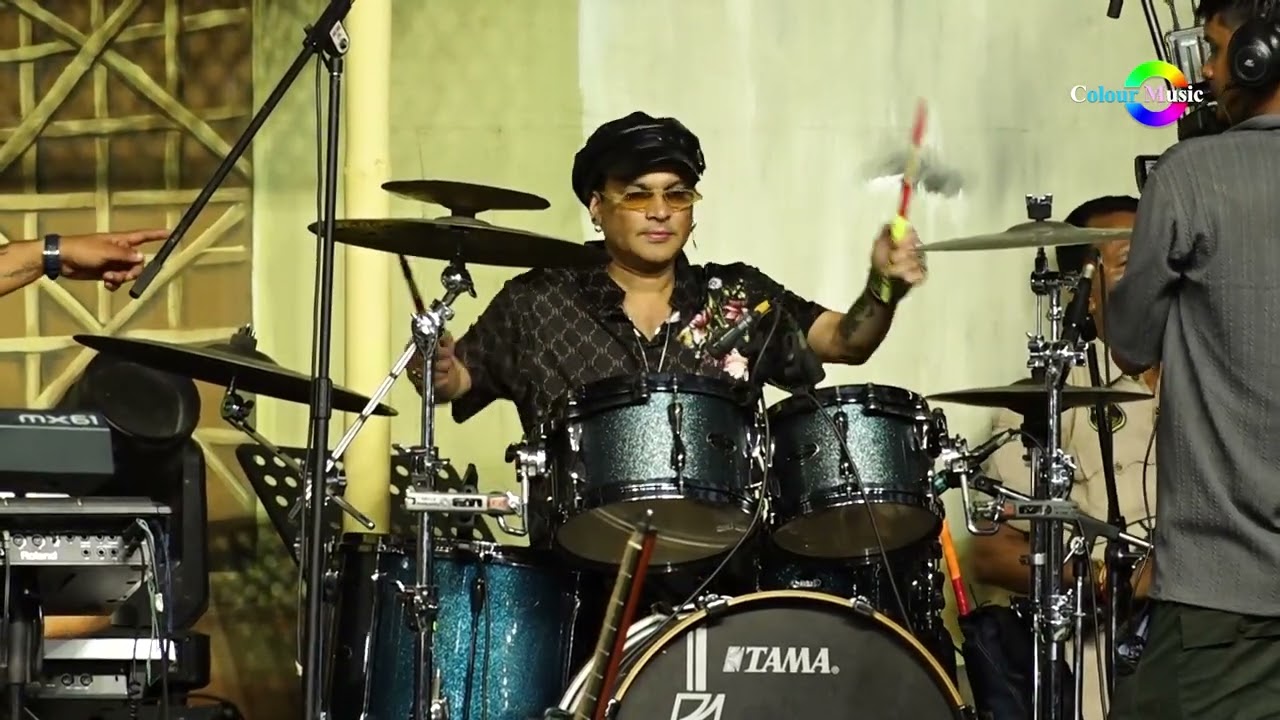 মঞ্চত Zubeen Garg Playing Drums