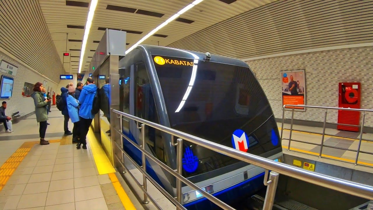 F1 Taksim-Kabataş Funicular Line - Metro Istanbul 🇹🇷 [4K]