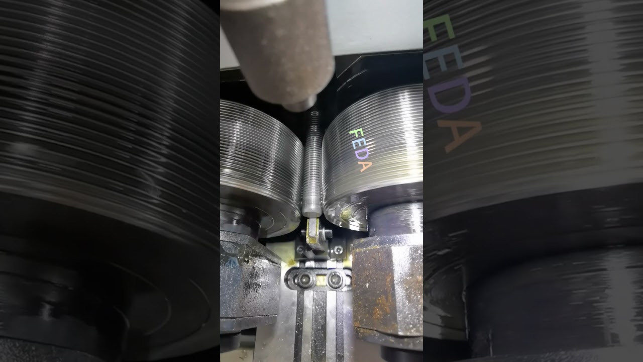 FEDA two rollers thread rolling machine FD-15T with hydraulic system for processing threads on rods.