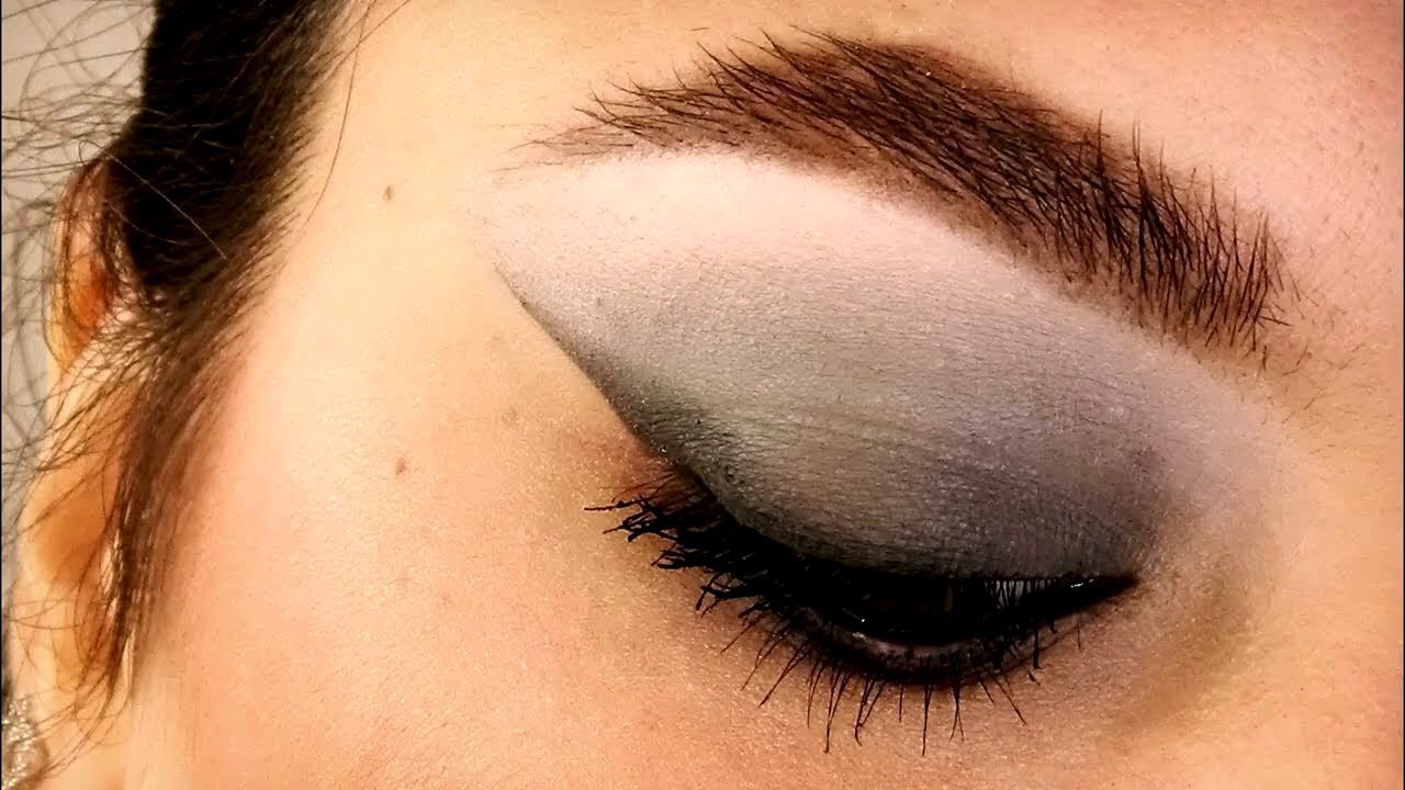 TRUCCO SMOKEY EYES GRIGIO e NERO
