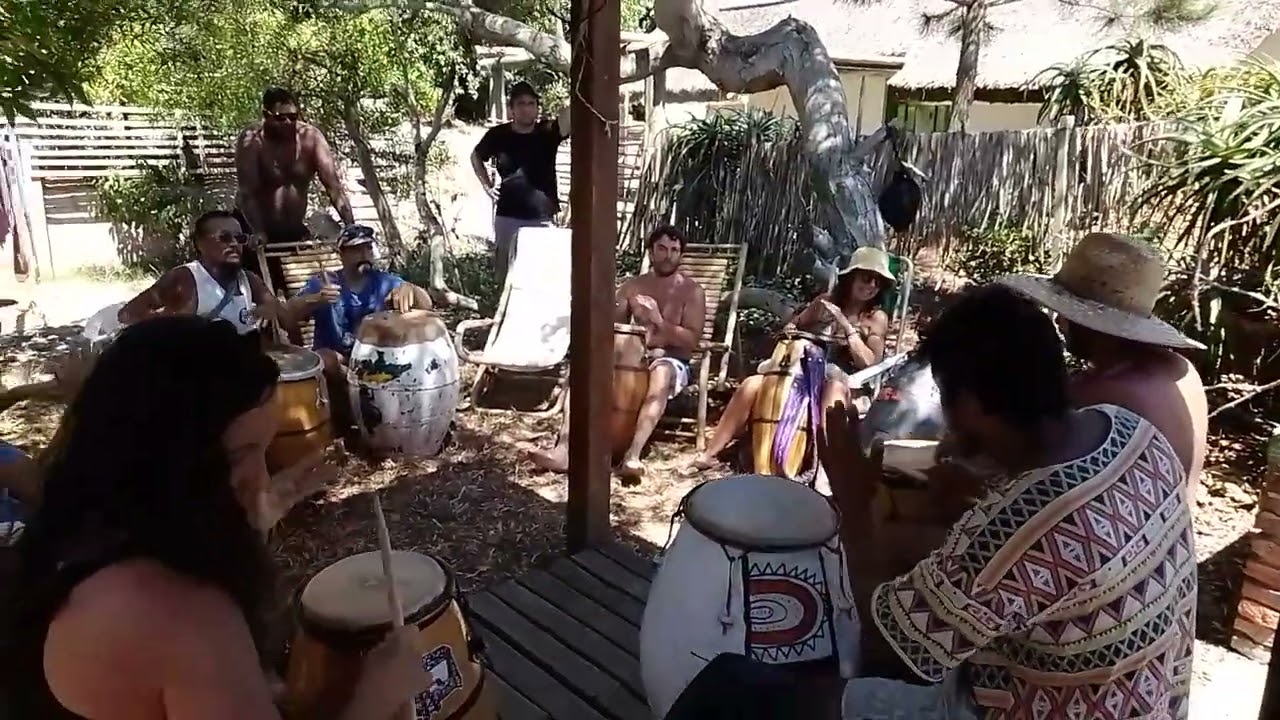 Nos presentamos, LA SANTA CANDOMBERA, y BISABUELO PABLO,....muuucho gusto 🩵
