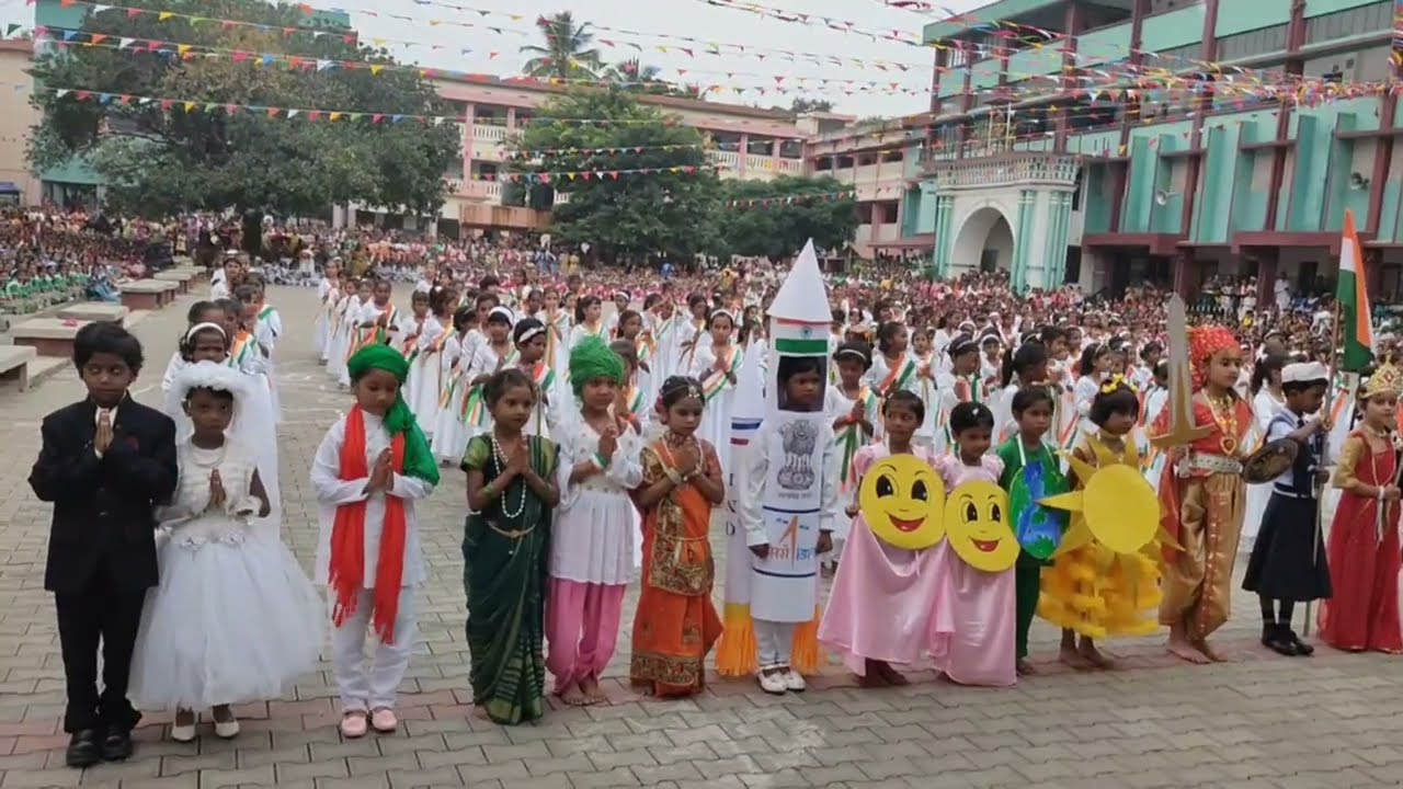 Bharat Ki Beti / Jai Ho / Ayo Re Subh Din Ayo / Ursuline School Ranchi