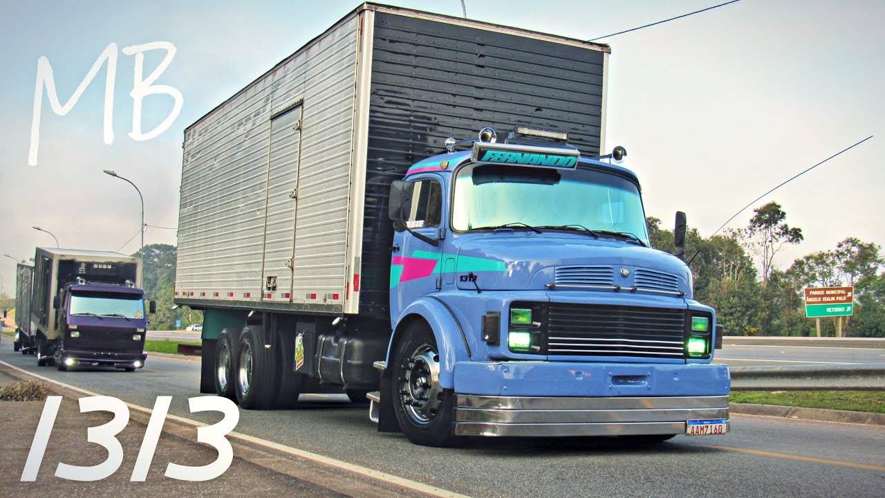 Um MERCEDES-BENZ 1313 Qualificado e Diferenciado - 2º FEST TRUCK MANDIRITUBA / PR / 2023 - Caminhões