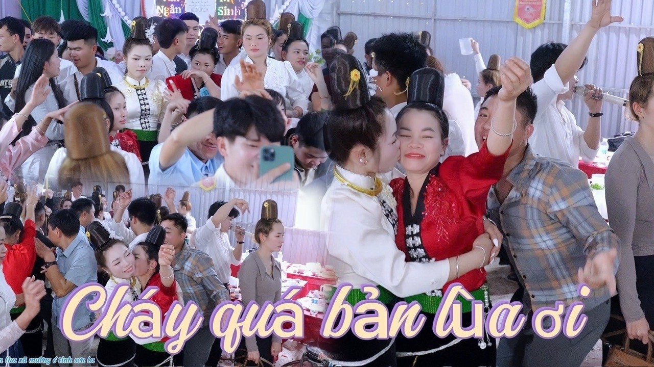 CHỊ EM BẢN LÙA QUẨY QUÁ CHÁY TẠI LỄ THÀNH HÔN CR VĂN NGÂN & CD MỘC SINH