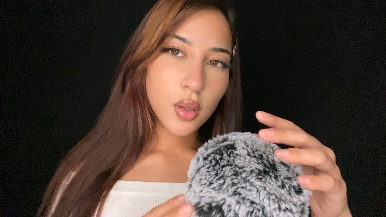 ASMR Tingly Mouth Sounds & Fluffy Mic Rubbing