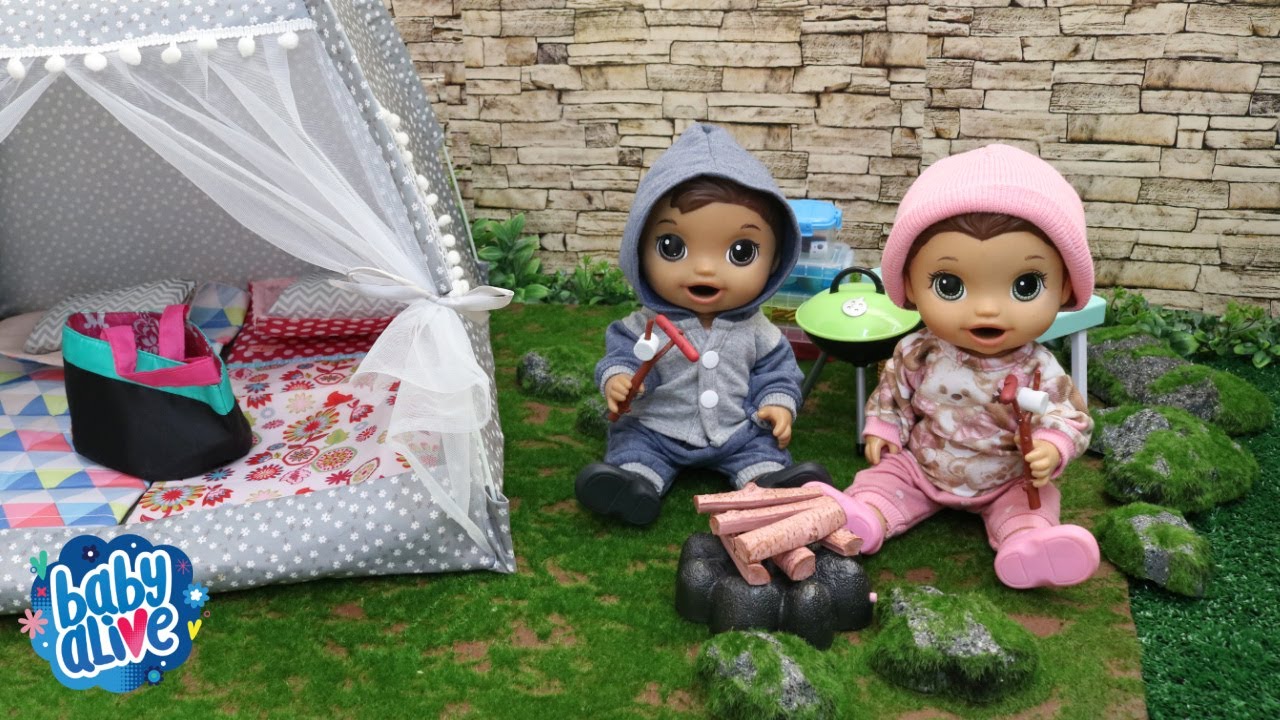 LAURINHA E FELIPINHO ACAMPANDO NO QUINTAL DE CASA