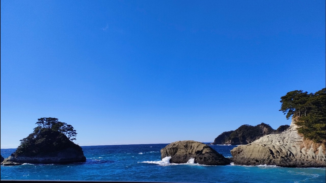 4K Quiet Coastal Walk from Hidden Village to Dramatic Cliffs | Dogashima, Izu Japan 4K　西伊豆堂ヶ島