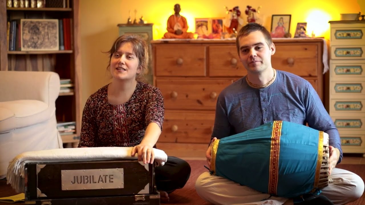 Learn to play in kirtan - Easy play along video for beginners