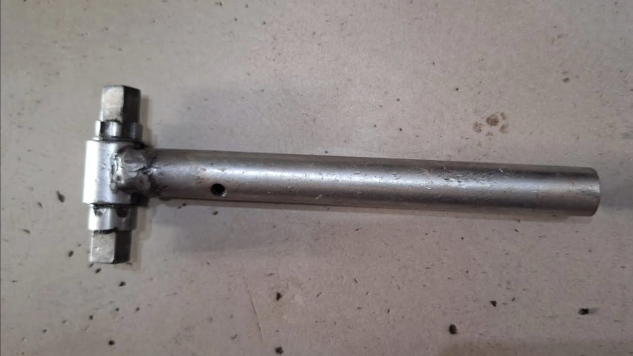 Gila!! tukang ini berhasil membuat alat pembuka baut yang keren