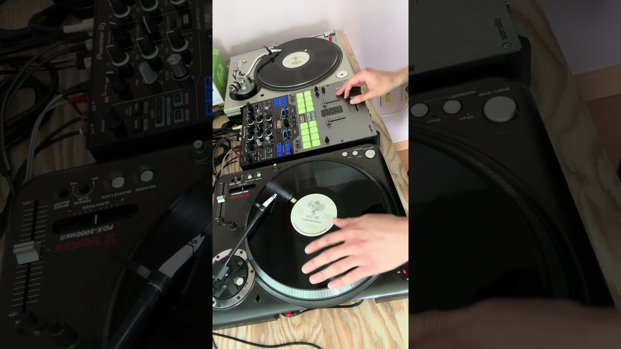 Beat juggling 1 #turntable #beatjuggling