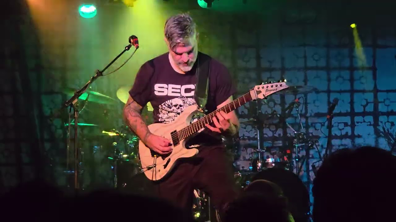 Between the buried and me - Silent Flight Parliament / Debaser Strand Stockholm 260303