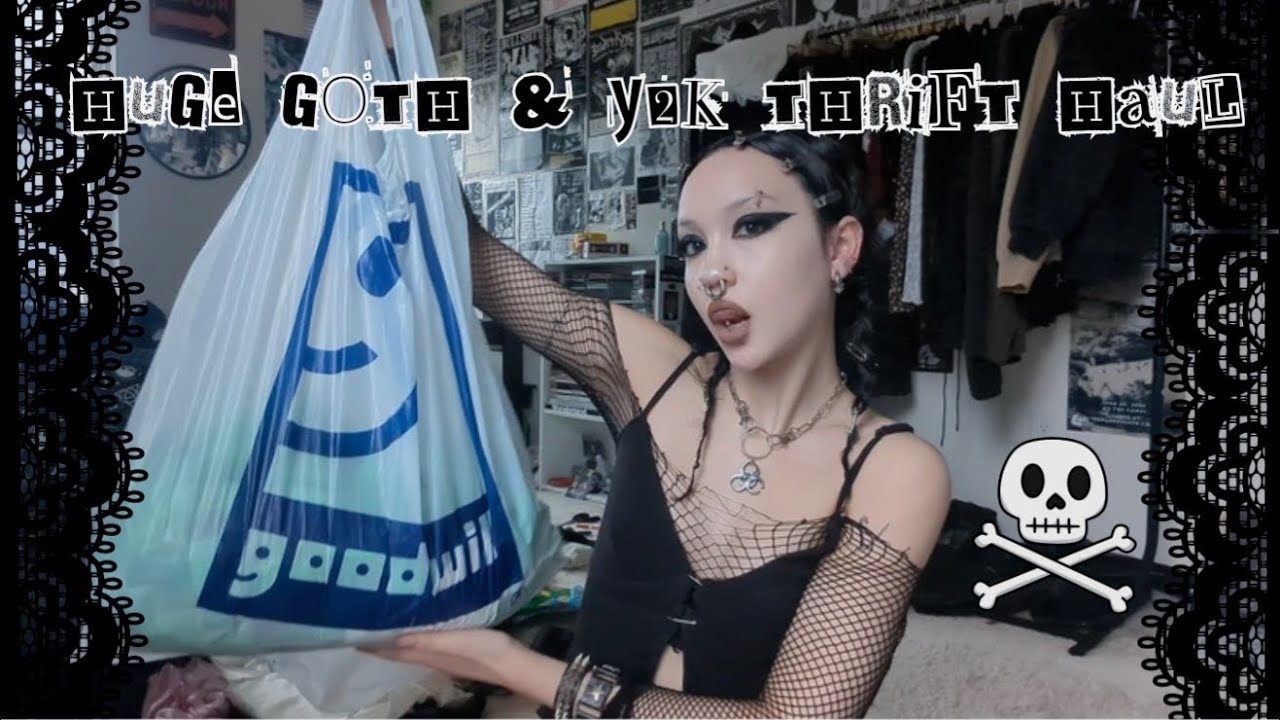 ☆ thrift haul // goth & y2k finds ☆