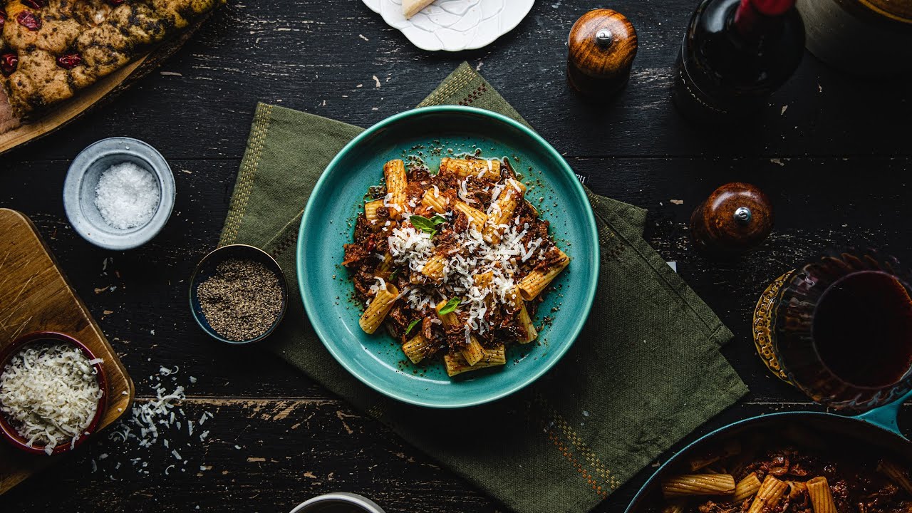 Napolina Slow-cooked Beef Ragu Rigatoni recipe