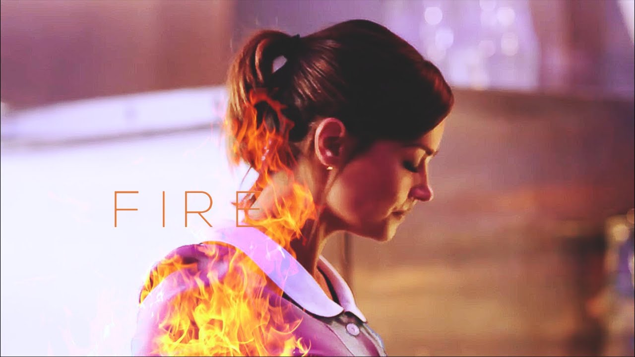 twelfth doctor and clara - fire